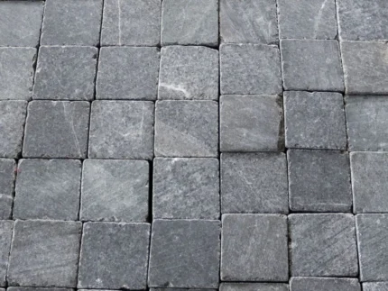 02-Black Granite Paver