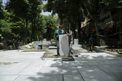 Installing building stones نصب سنگ طبیعی